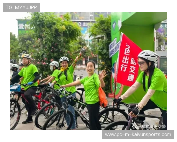 自行车赛事设立环保志愿者岗位鼓励绿色出行宣传,摆放自行车志愿者活动过程 自行车赛事设立环保志愿者岗位鼓励绿色出行宣传,摆放自行车志愿者活动过程